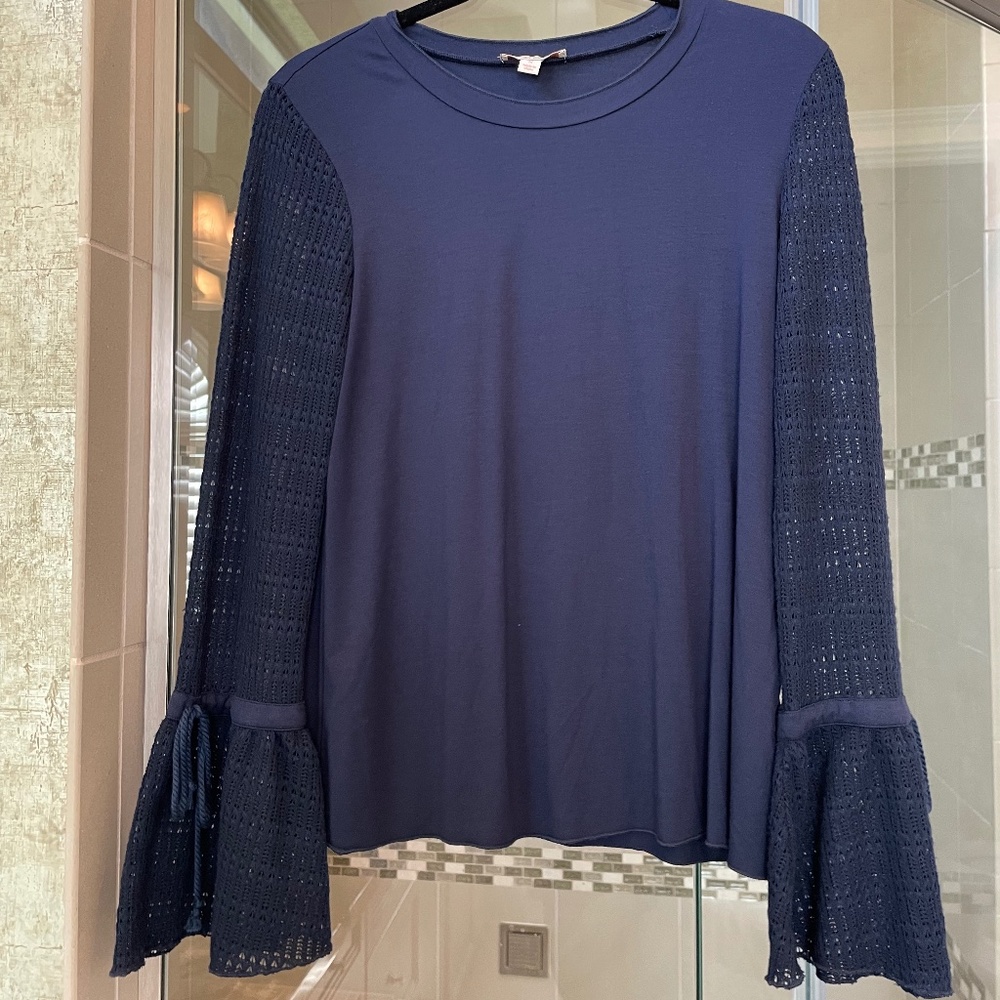 Ella Moss Blue Crochet Sleeve Top Size Medium